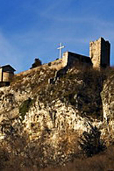 Le rovine del cosiddetto castello dell'Innominato sopra Vercurago